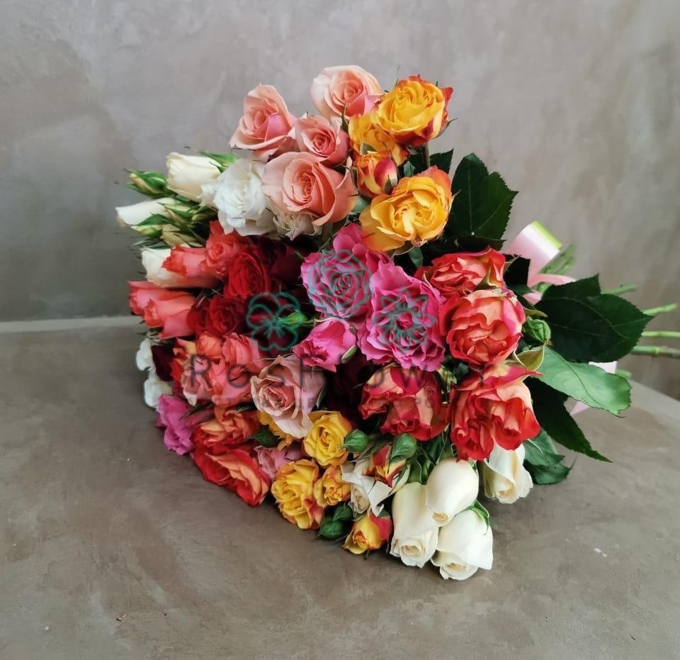 Букет цветов из: Розы в Савельево