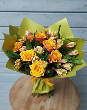 Букет цветов из:  Альстромерии и Розы в Савельево