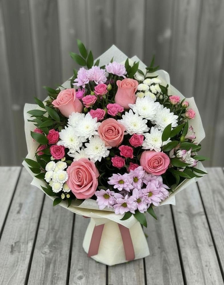 Букет цветов из: Альстромерии, Гвоздики, Розы и Хризантемы в Савельево