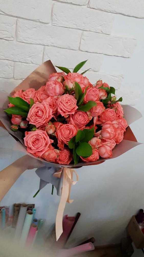 Букет цветов из: Розы в Савельево