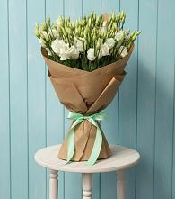 Букет цветов из:  Лизиантусы в Савельево