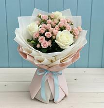 Букет цветов из:  Розы в Савельево