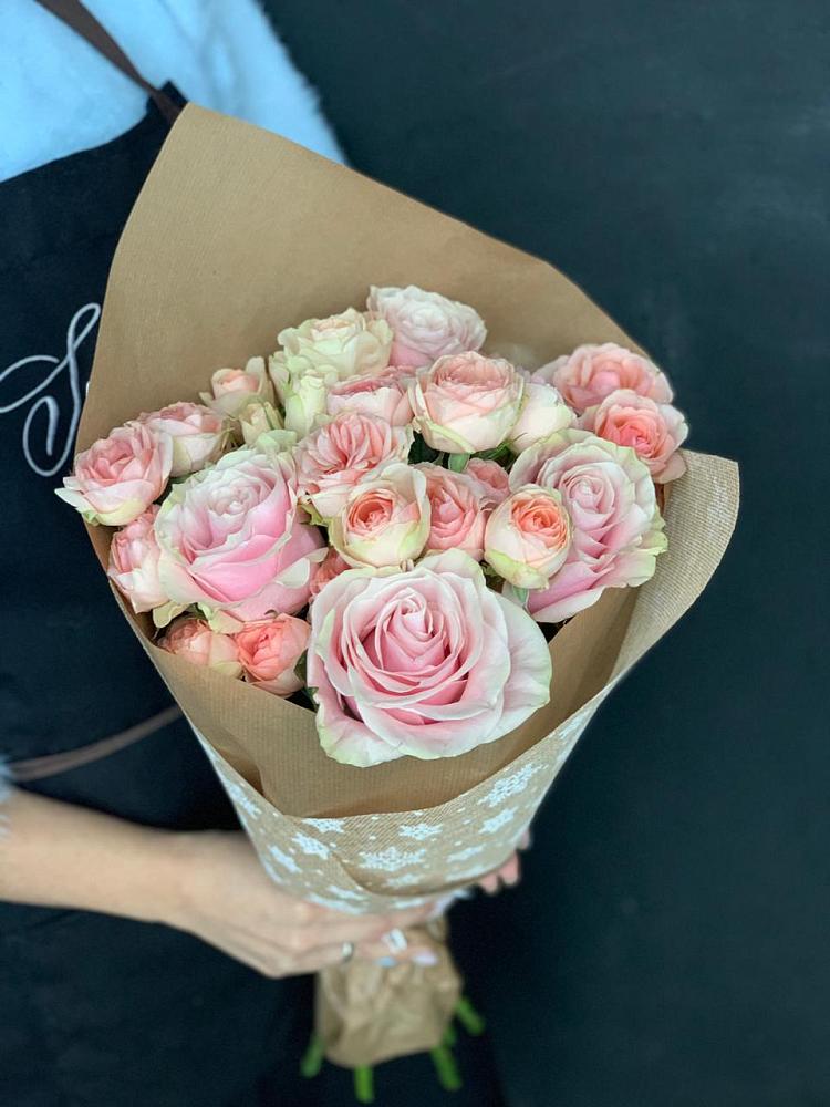 Букет цветов из: Хризантемы и Розы в Савельево