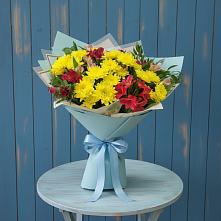 Букет цветов из:  Альстромерии и Хризантемы в Савельево