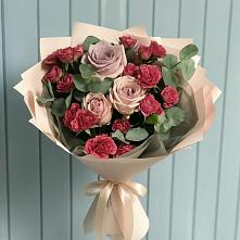 Букет цветов из:  Гвоздики и Розы в Савельево