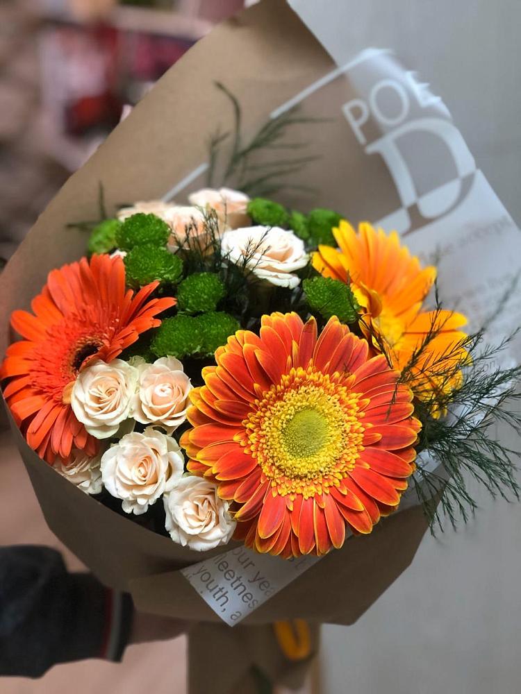 Букет цветов из: Герберы, Хризантемы и Розы в Савельево